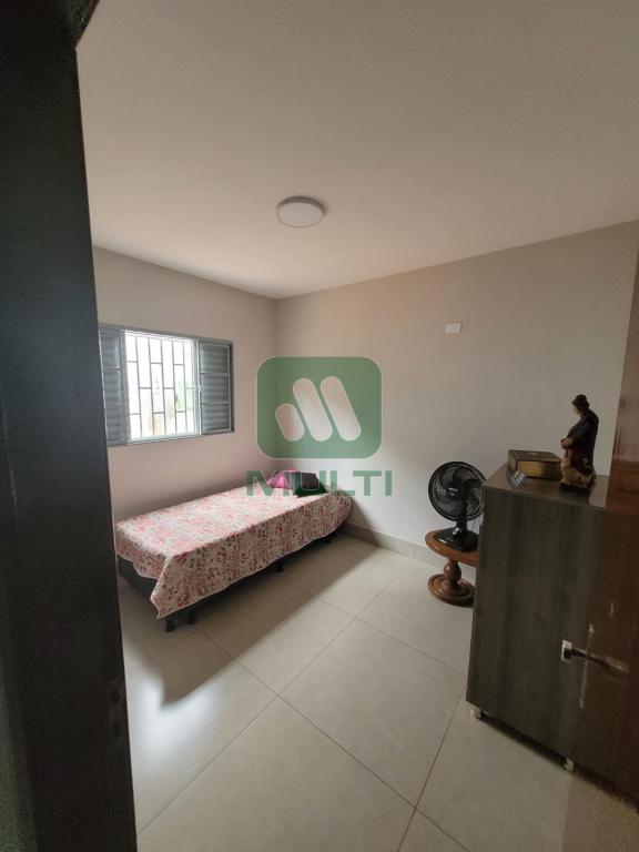 Casa à venda com 3 quartos, 172m² - Foto 6