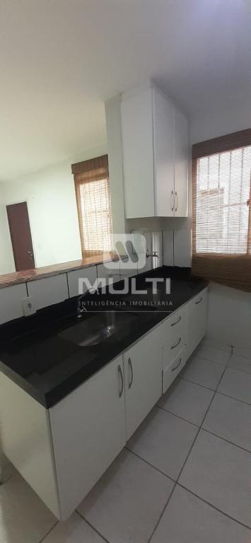 Apartamento à venda com 2 quartos, 43m² - Foto 1