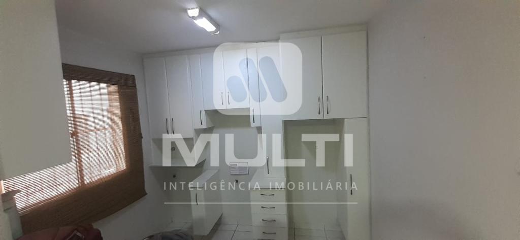 Apartamento à venda com 2 quartos, 43m² - Foto 2