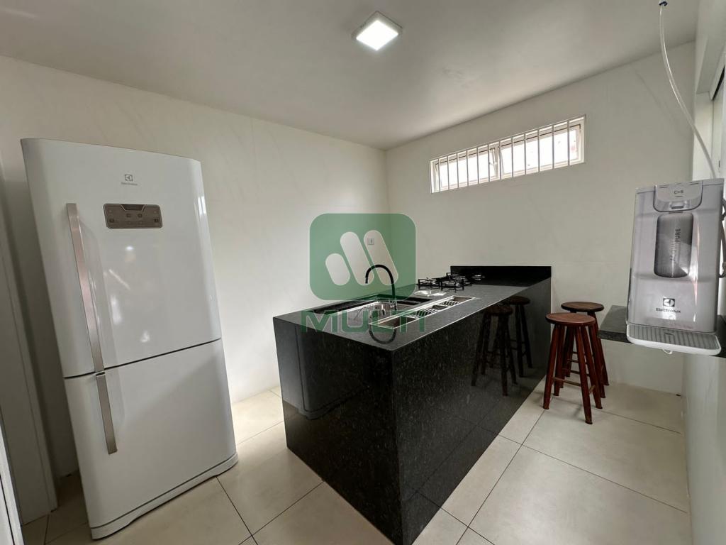 Casa à venda com 4 quartos, 140m² - Foto 5