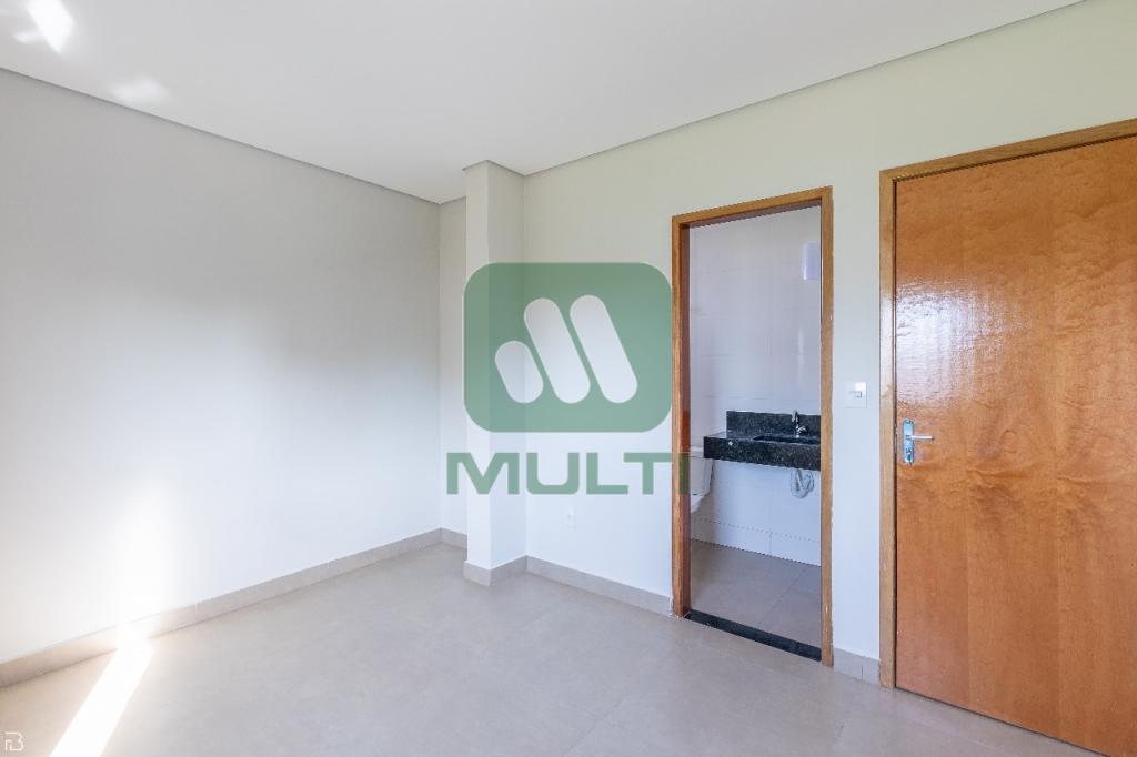 Cobertura à venda com 3 quartos, 160m² - Foto 4