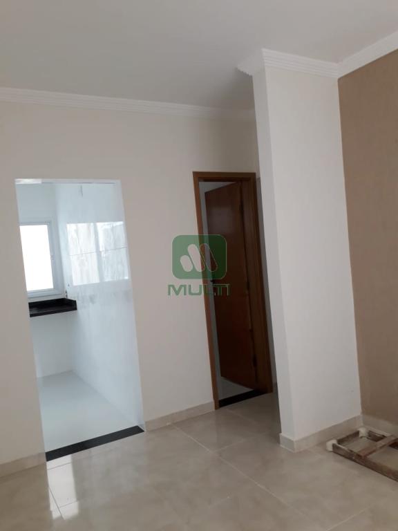 Apartamento à venda com 2 quartos, 50m² - Foto 2