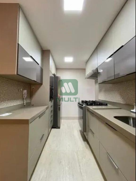 Apartamento à venda com 3 quartos, 108m² - Foto 18