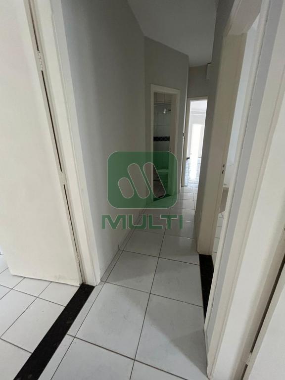 Casa à venda com 3 quartos, 200m² - Foto 6