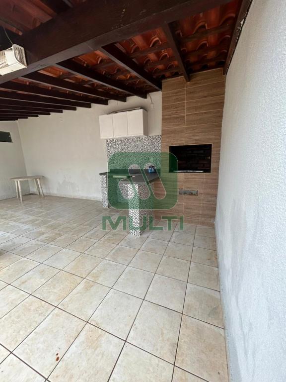 Casa à venda com 3 quartos, 200m² - Foto 19