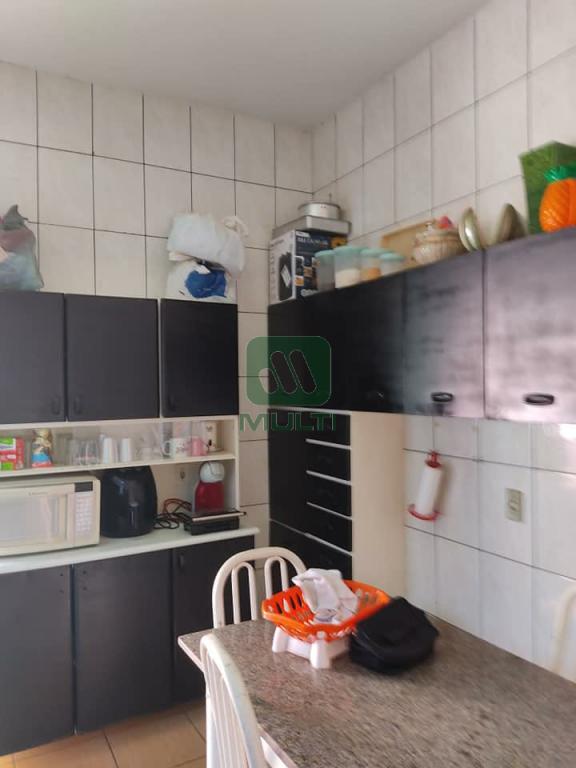 Casa à venda com 3 quartos, 163m² - Foto 6