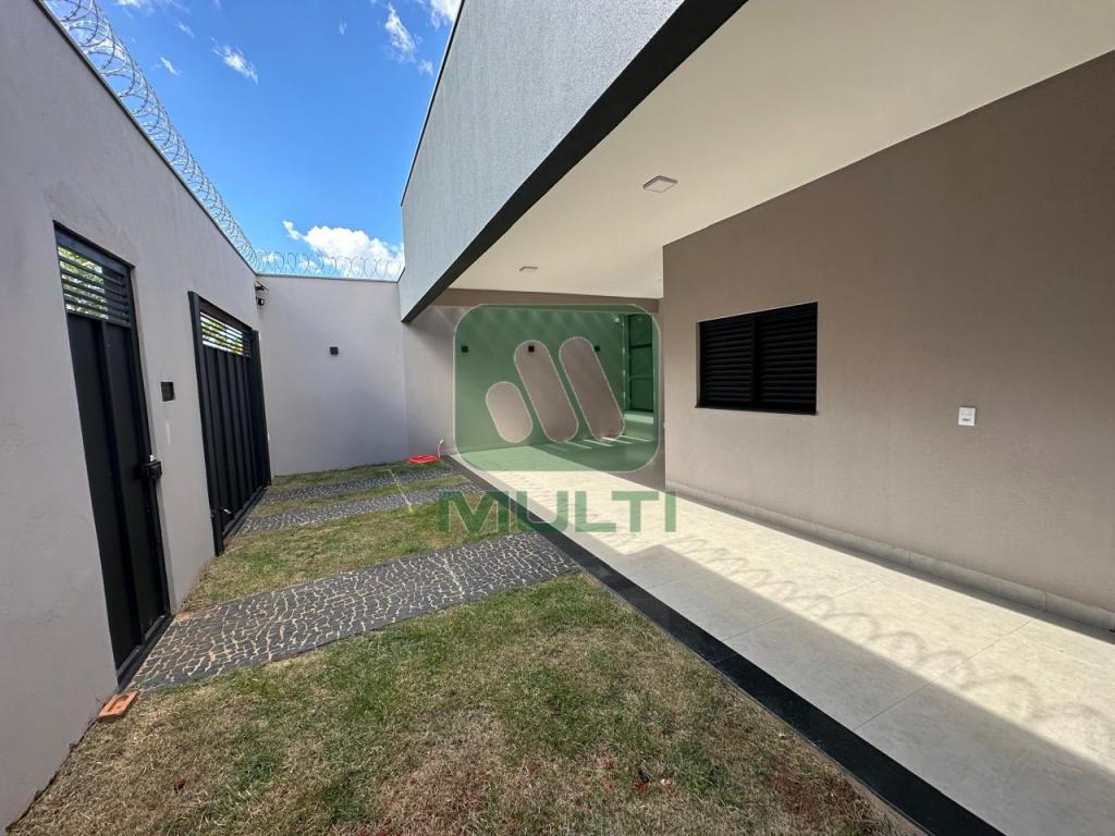 Casa à venda com 3 quartos, 116m² - Foto 14