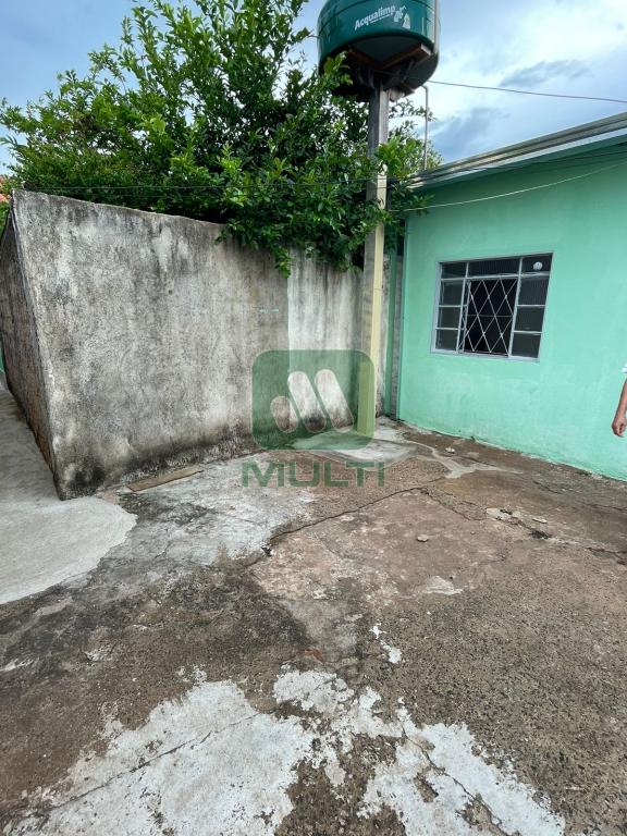 Casa à venda com 5 quartos, 200m² - Foto 22