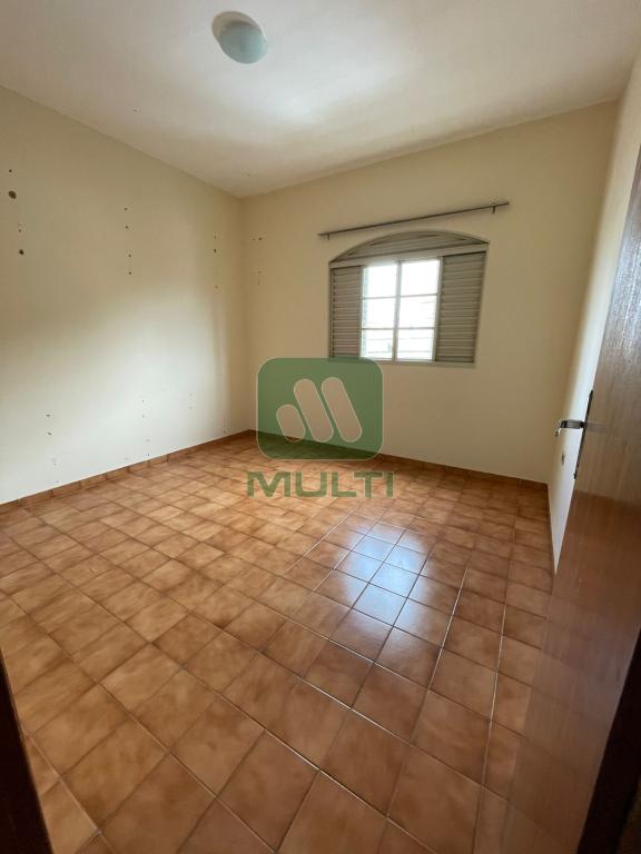 Casa à venda com 5 quartos, 322m² - Foto 10