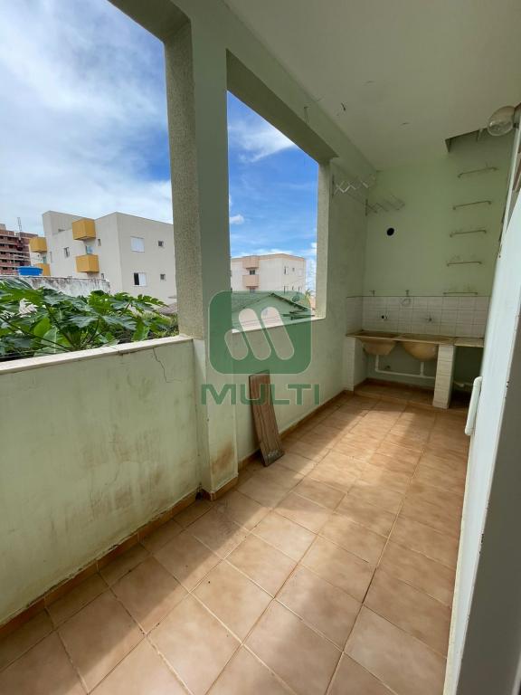 Casa à venda com 5 quartos, 322m² - Foto 13