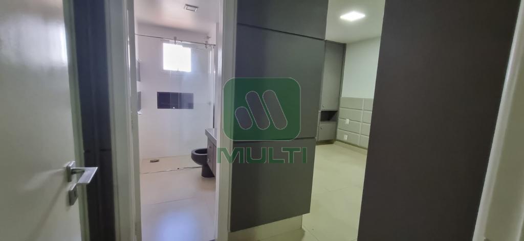 Apartamento à venda com 3 quartos, 142m² - Foto 5