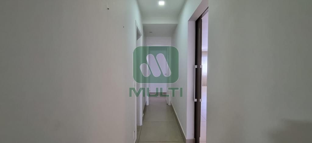 Apartamento à venda com 3 quartos, 142m² - Foto 7