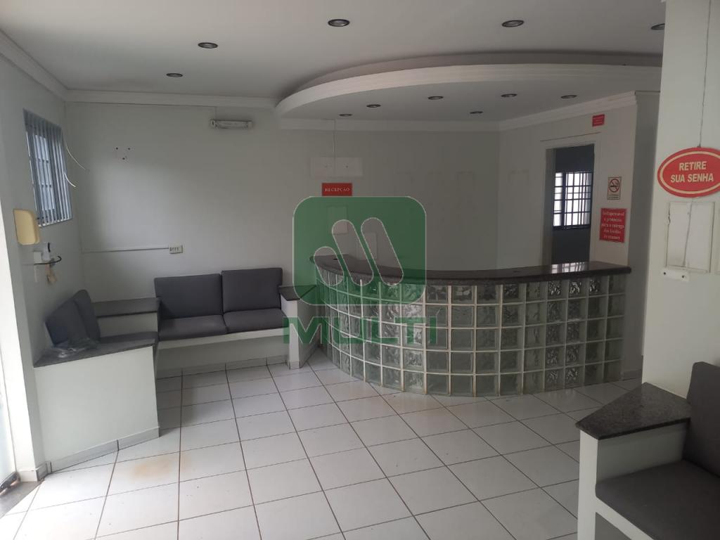 Conjunto Comercial-Sala à venda com 1 quarto, 561m² - Foto 2