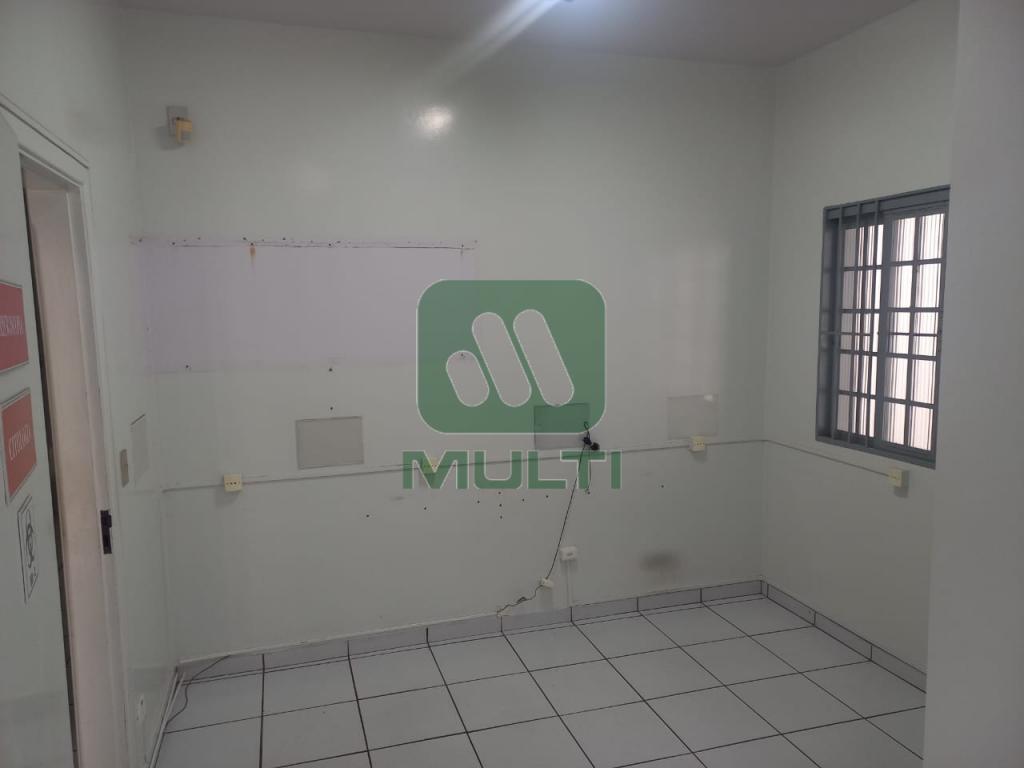 Conjunto Comercial-Sala à venda com 1 quarto, 561m² - Foto 17