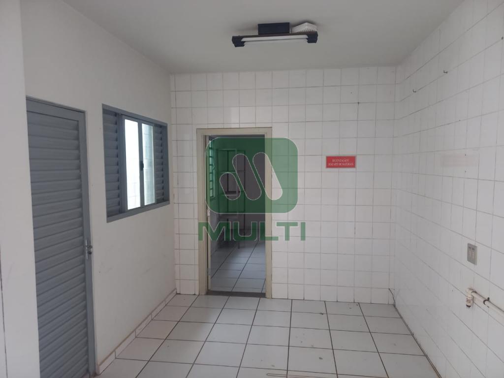 Conjunto Comercial-Sala à venda com 1 quarto, 561m² - Foto 24