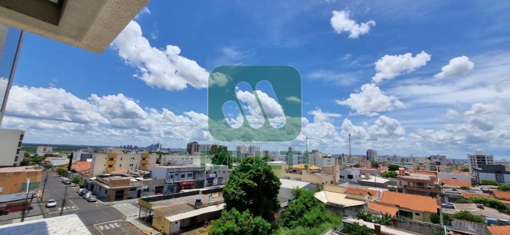 Apartamento à venda com 3 quartos, 87m² - Foto 2