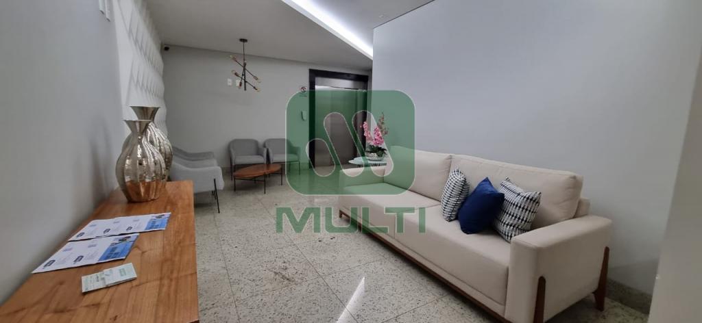 Apartamento à venda com 3 quartos, 87m² - Foto 4