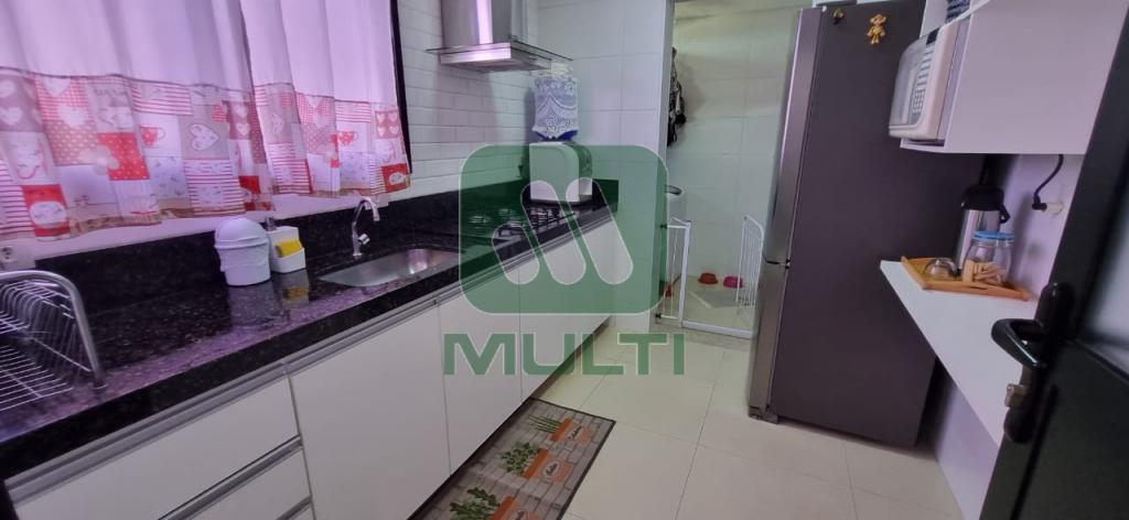 Apartamento à venda com 3 quartos, 87m² - Foto 21