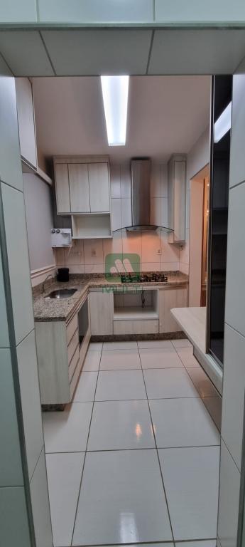 Apartamento à venda com 2 quartos, 57m² - Foto 6