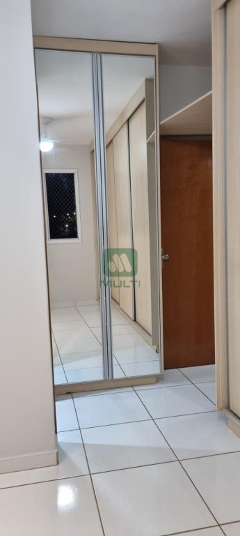 Apartamento à venda com 2 quartos, 57m² - Foto 16