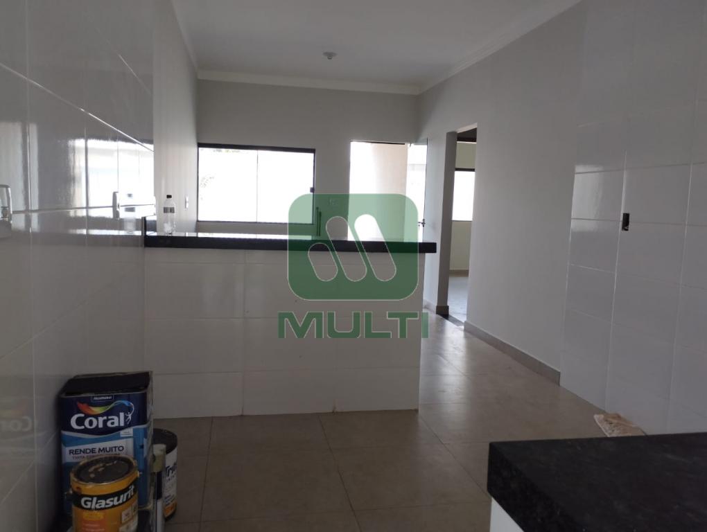 Casa à venda com 3 quartos, 69m² - Foto 21