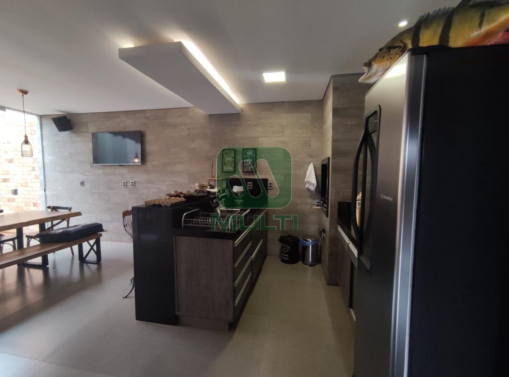 Casa de Condomínio à venda com 3 quartos, 175m² - Foto 13