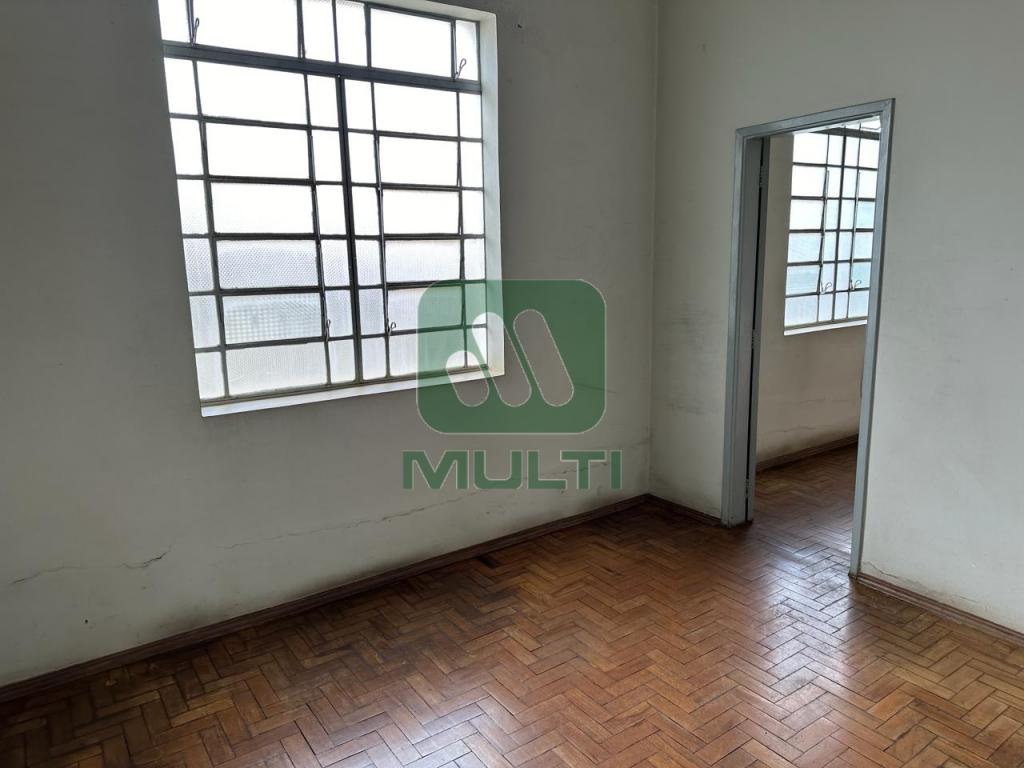 Casa à venda com 3 quartos, 183m² - Foto 12