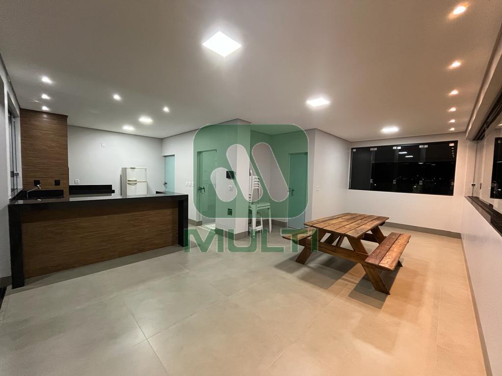 Casa à venda com 3 quartos, 438m² - Foto 14