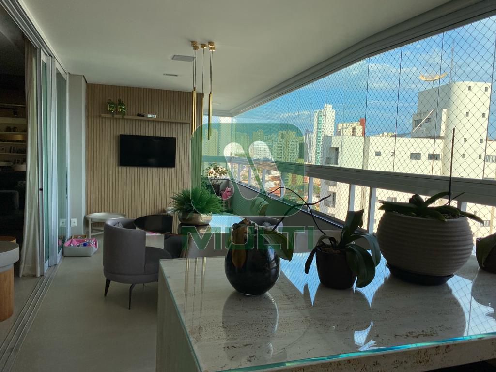 Apartamento à venda com 3 quartos, 197m² - Foto 6