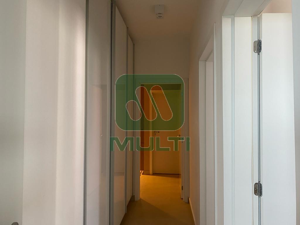 Apartamento à venda com 3 quartos, 197m² - Foto 18