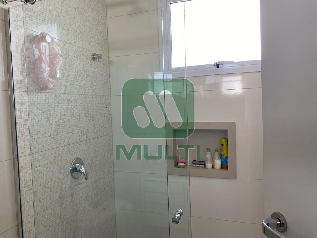 Apartamento à venda com 3 quartos, 197m² - Foto 22