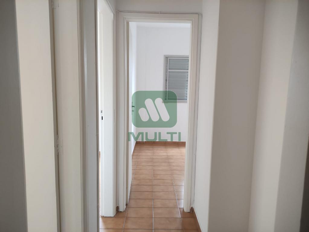 Apartamento à venda com 3 quartos, 61m² - Foto 19