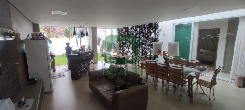 Casa de Condomínio à venda com 4 quartos, 278m² - Foto 16