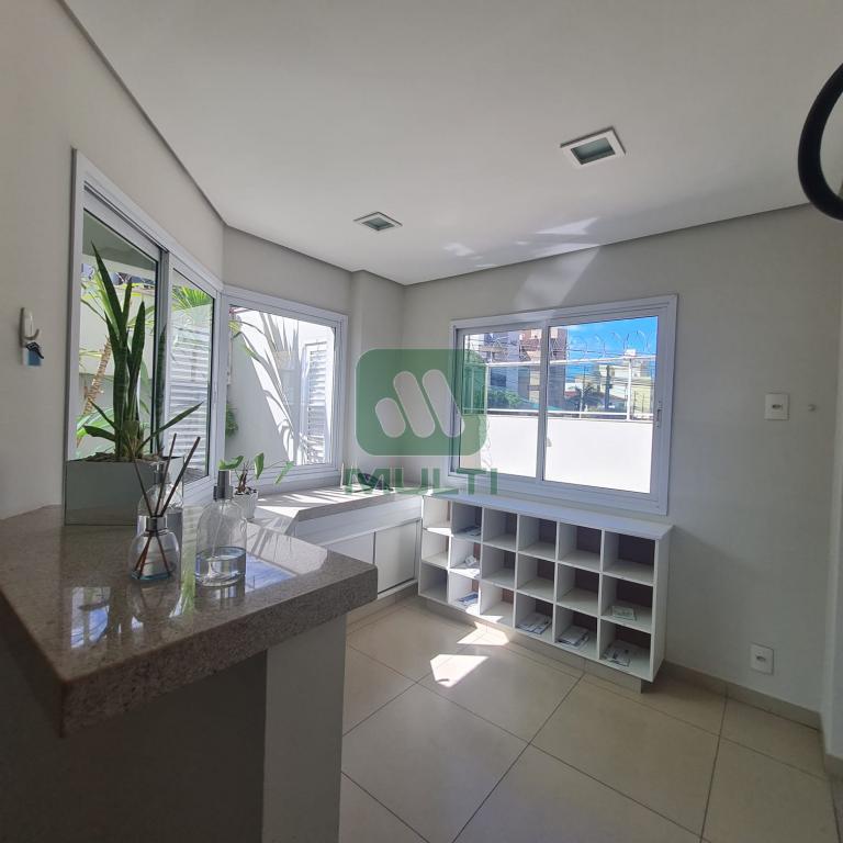 Apartamento à venda com 3 quartos, 107m² - Foto 17