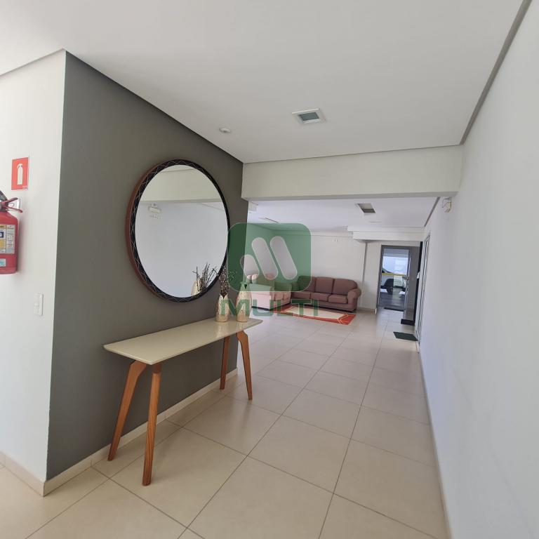 Apartamento à venda com 3 quartos, 107m² - Foto 18