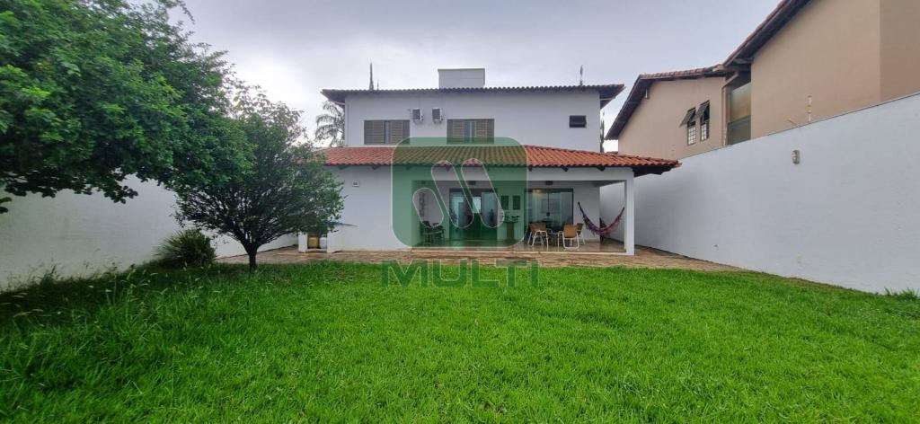 Casa à venda com 4 quartos, 262m² - Foto 20