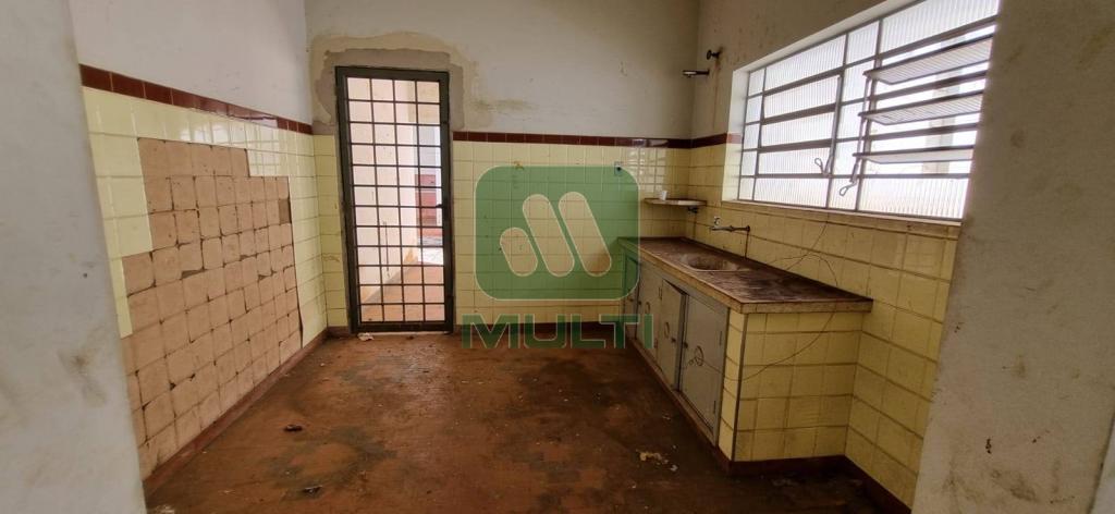 Casa à venda com 3 quartos, 165m² - Foto 5