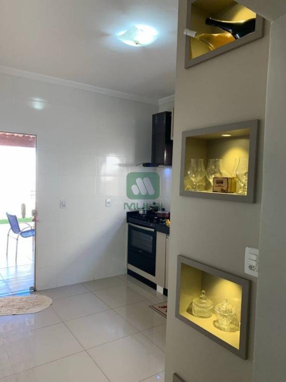 Casa à venda com 3 quartos, 145m² - Foto 7