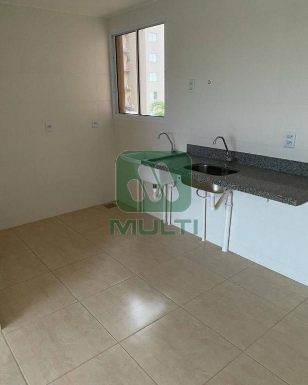 Apartamento à venda com 2 quartos, 53m² - Foto 3