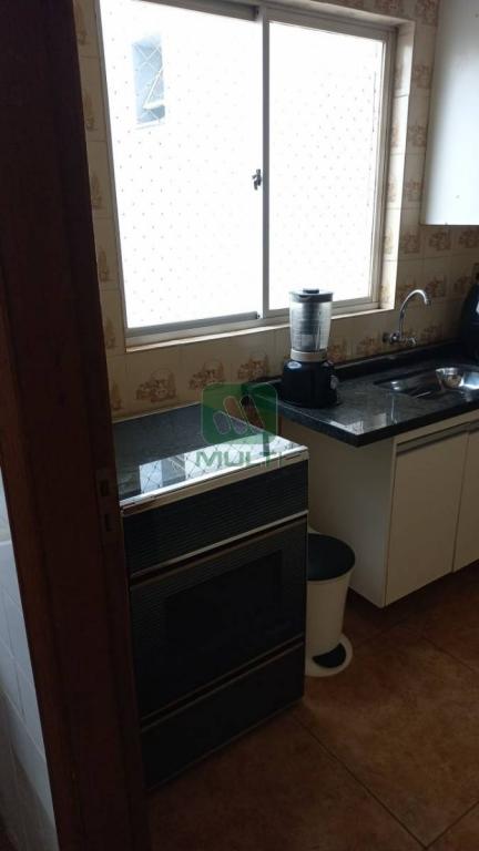 Apartamento à venda com 2 quartos, 63m² - Foto 10