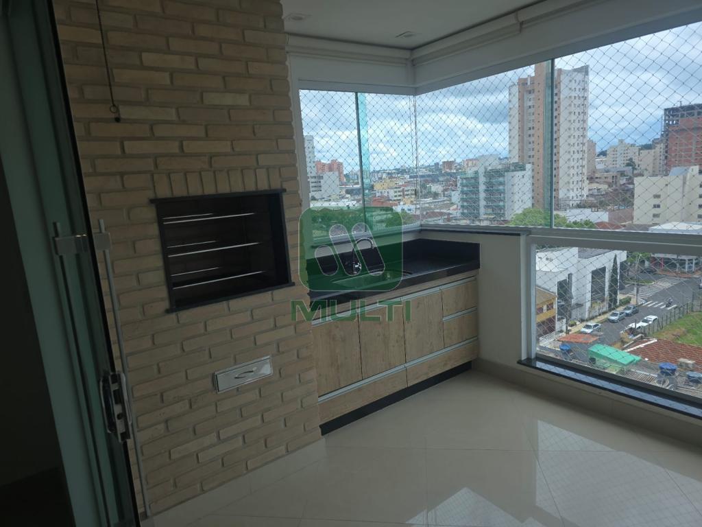 Apartamento à venda com 3 quartos, 185m² - Foto 3