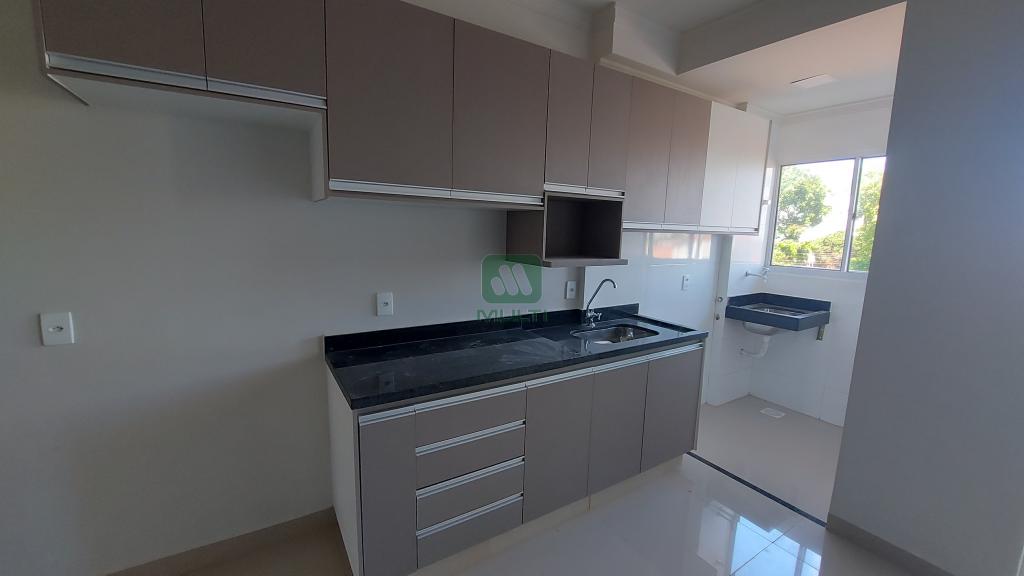 Apartamento à venda com 2 quartos, 58m² - Foto 2