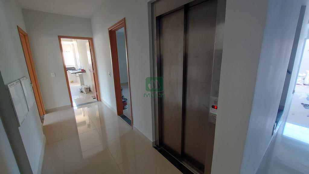 Apartamento à venda com 2 quartos, 58m² - Foto 8