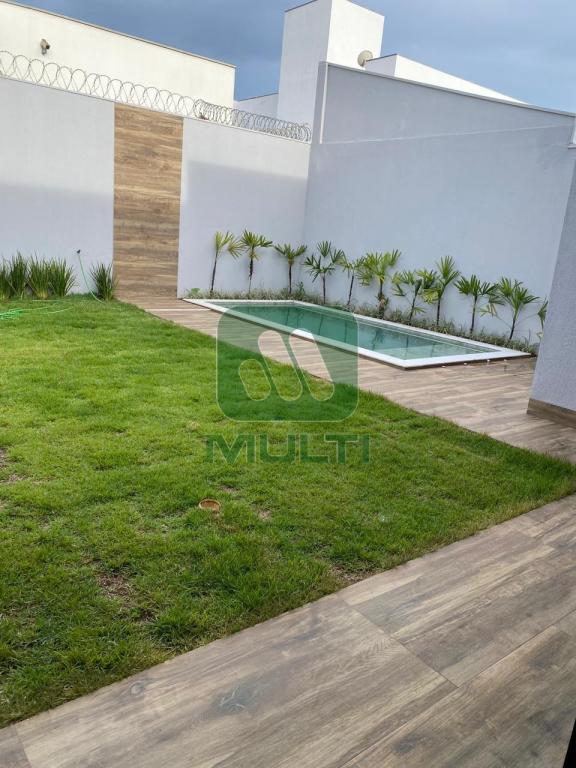 Casa à venda com 3 quartos, 160m² - Foto 3