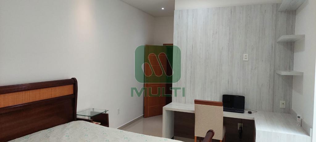 Casa à venda com 3 quartos, 186m² - Foto 49