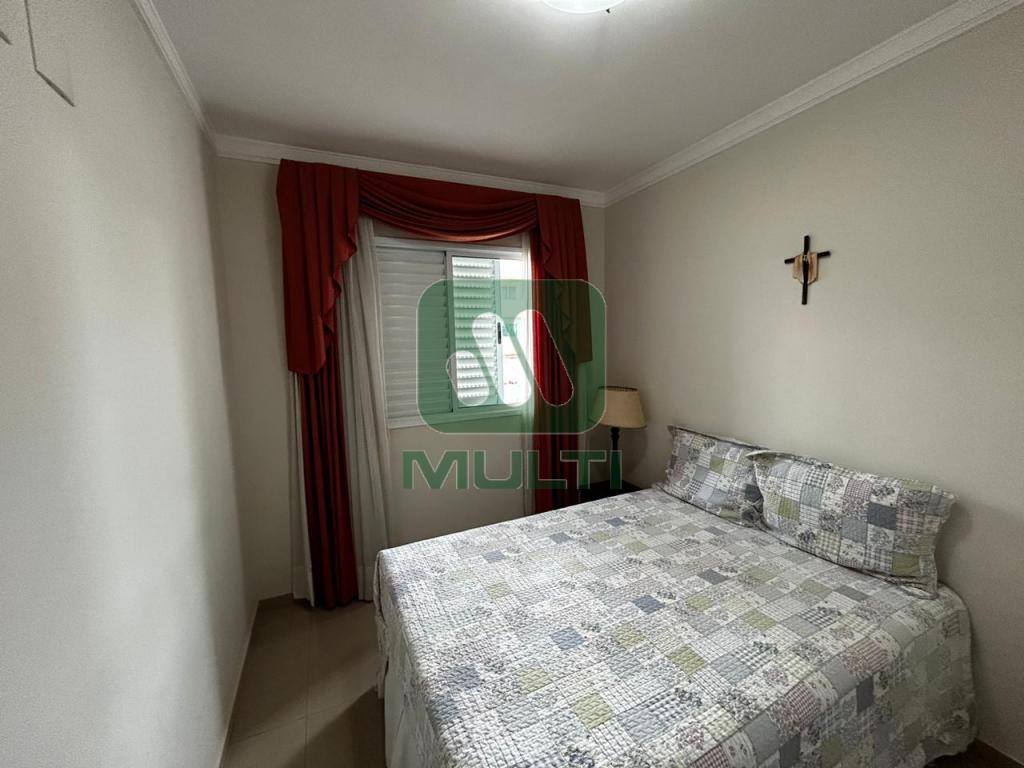 Apartamento à venda com 3 quartos, 97m² - Foto 6