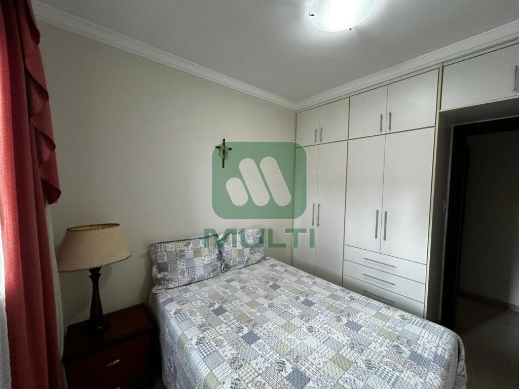 Apartamento à venda com 3 quartos, 97m² - Foto 7