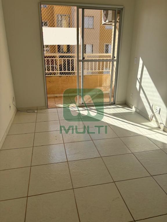 Apartamento à venda com 3 quartos, 64m² - Foto 1