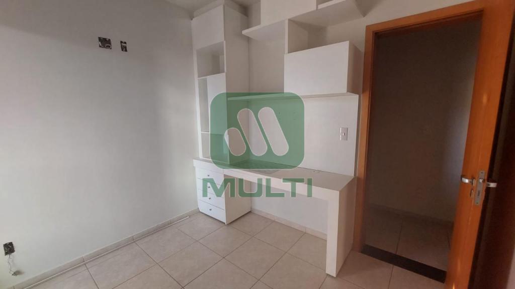 Apartamento à venda com 4 quartos, 136m² - Foto 8