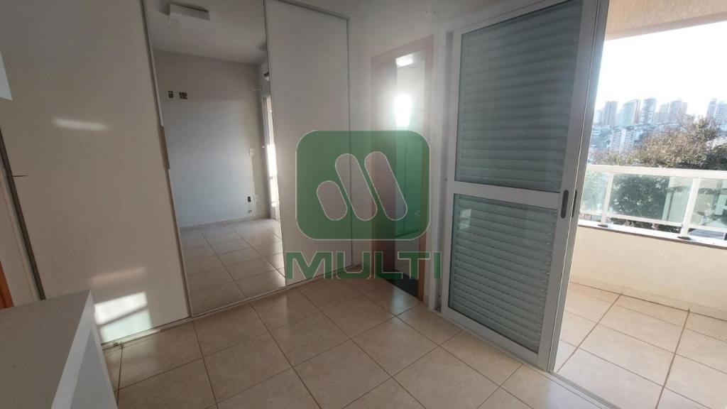 Apartamento à venda com 4 quartos, 136m² - Foto 11